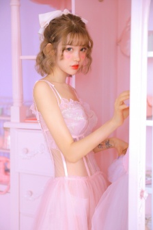 甜甜小妹MV在线观看